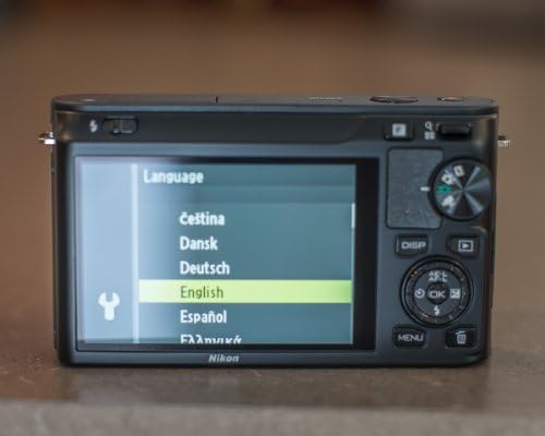 Nikon 1 J1 10.1 MP HD Digitális Kamera Csak a Test (Fekete)